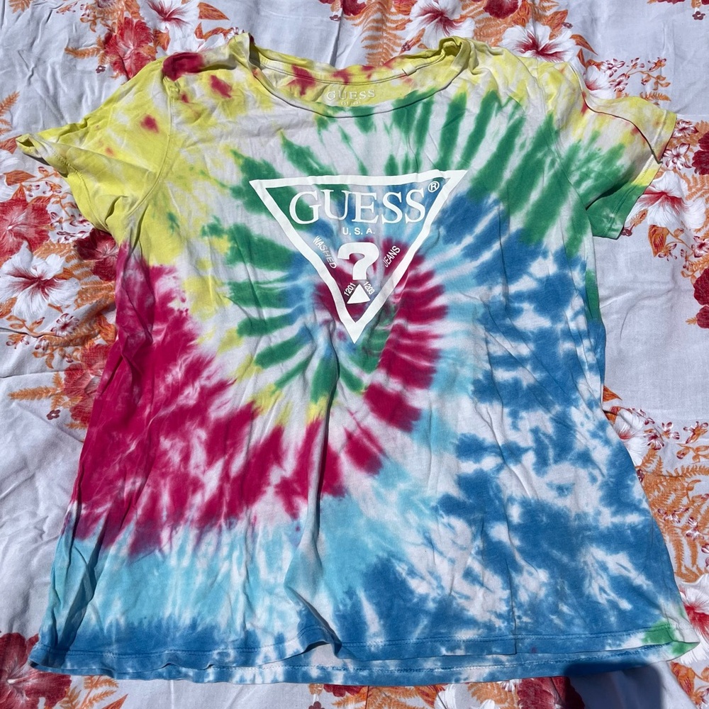 Tie Dye Rainbow Guess Shirt
